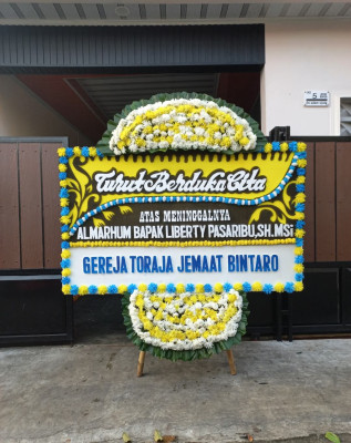 Papan Bunga Duka di Kauman Kidul
