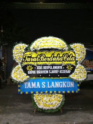Papan Bunga Duka di Kauman Kidul